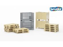 BRUDER 2415 / Raklapok, ládák, ketrecek, márkák halmaza